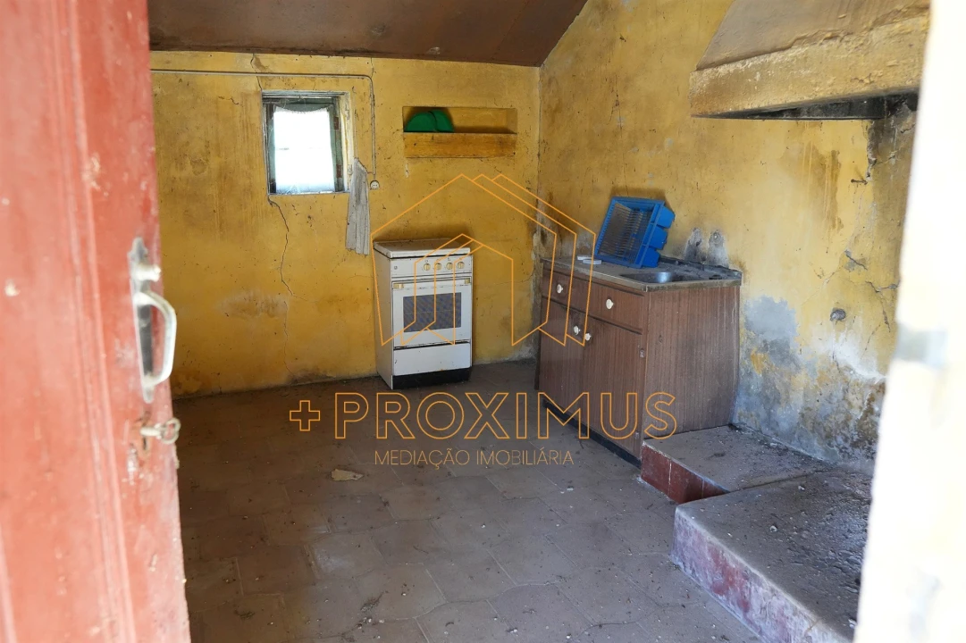 Moradia T2 para Venda em Ferreira-A-Nova Foto 18