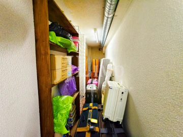 Moradia T3 para Venda em Laranjeiro e Feijó