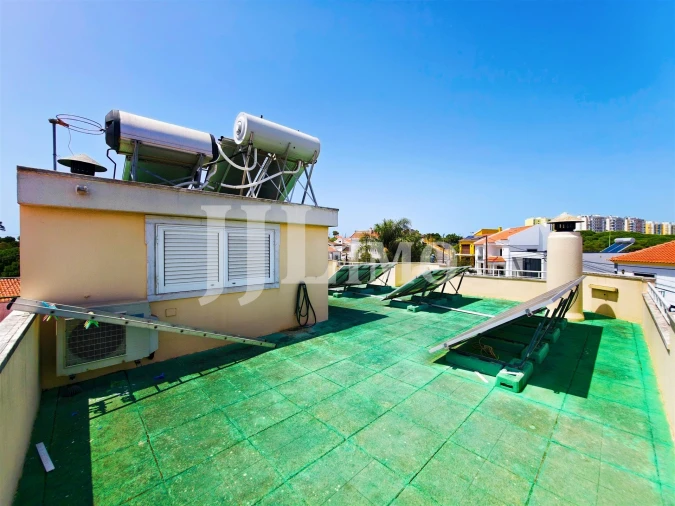 Moradia T3 para Venda em Laranjeiro e Feijó Foto 52