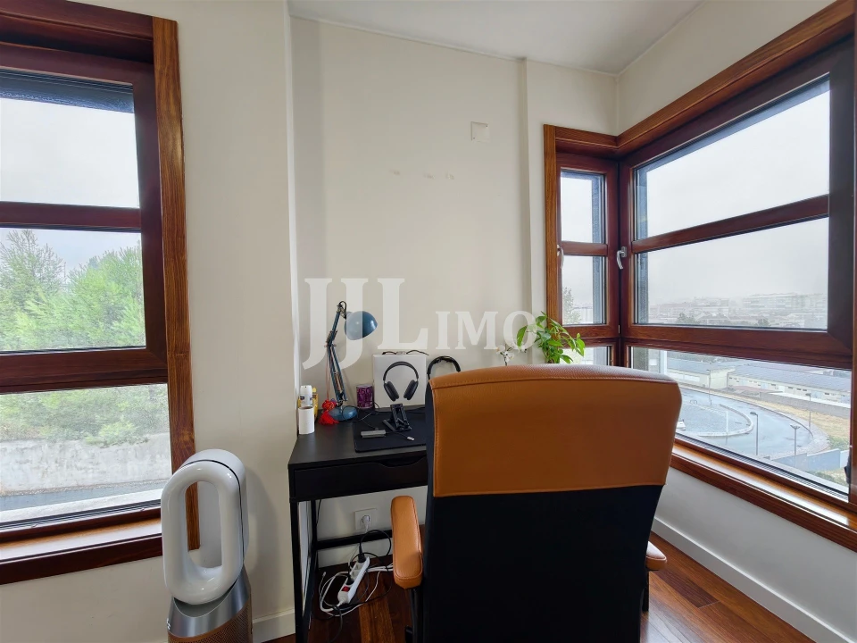 Apartamento T2 para Arrendamento em Lumiar Foto 31