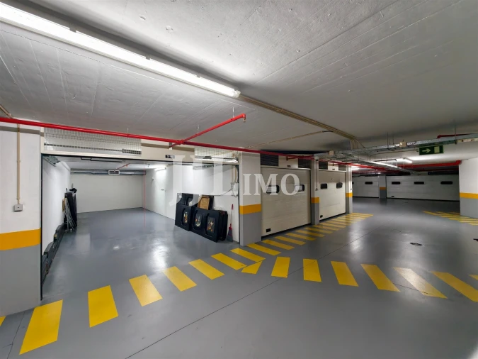 Apartamento T2 para Arrendamento em Lumiar Foto 25