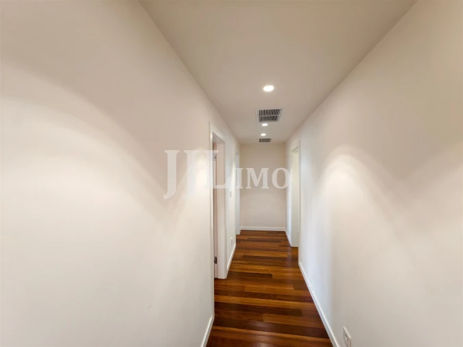 Apartamento T2 para Arrendamento em Lumiar Foto 9
