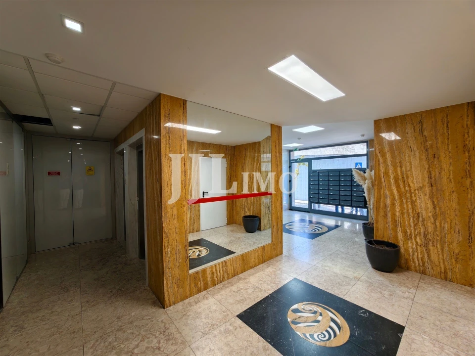Apartamento T2 para Arrendamento em Lumiar Foto 4