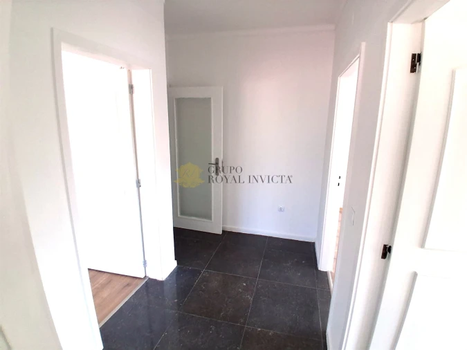 Apartamento T3 para Venda em Fânzeres e São Pedro da Cova Foto 3