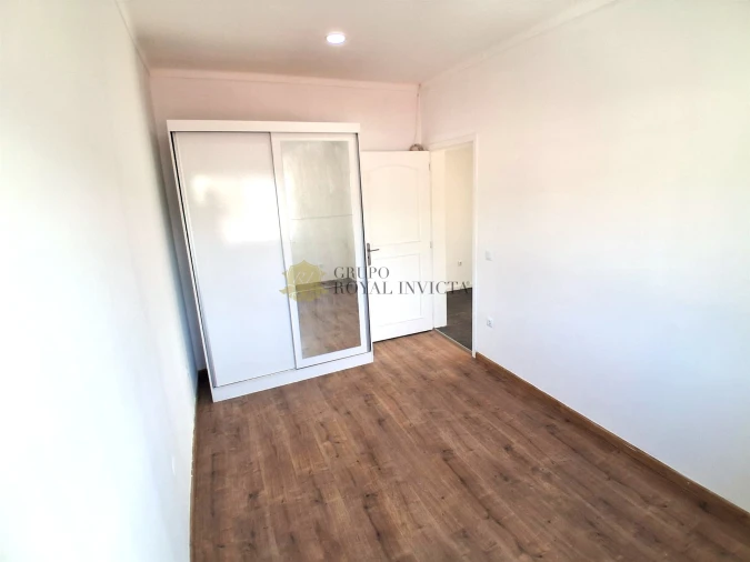 Apartamento T3 para Venda em Fânzeres e São Pedro da Cova Foto 11