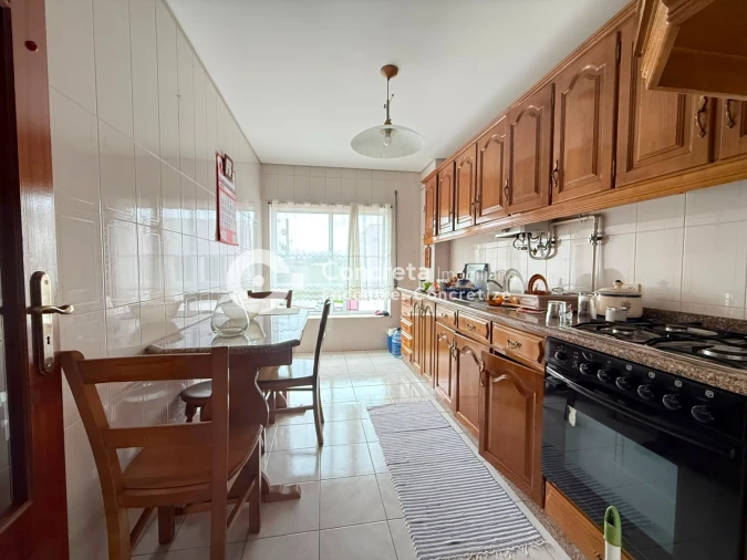 Apartamento T1 para Venda em Arcozelo Foto 4