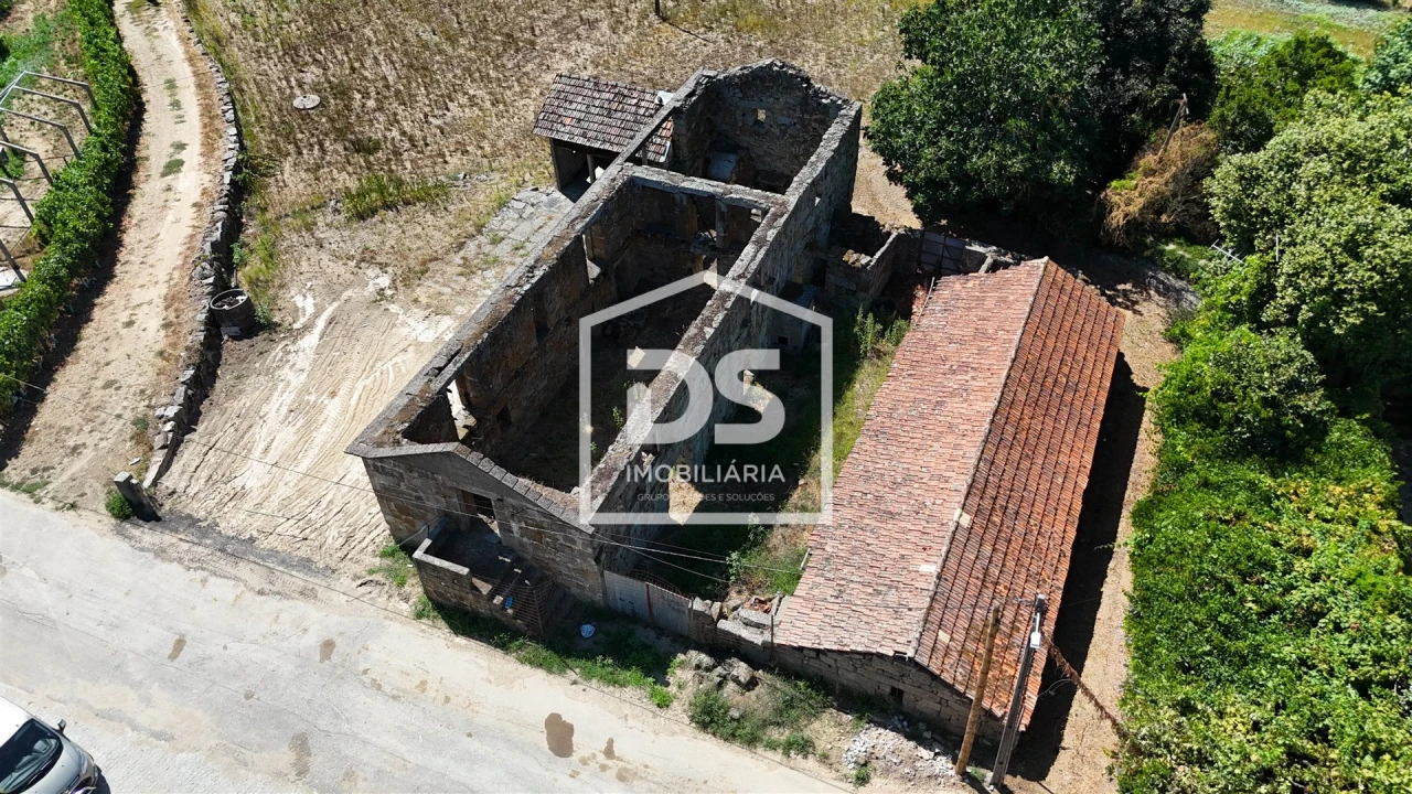 Quinta T2 para Venda em Airães Foto 15