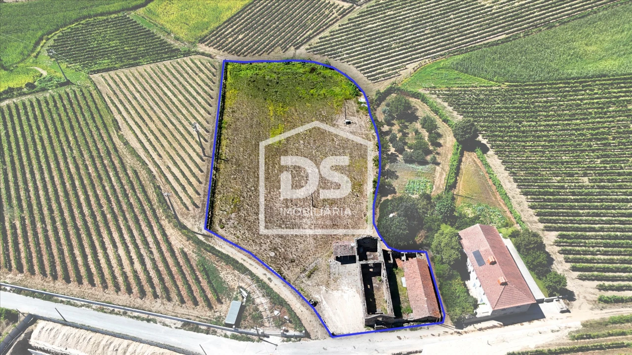 Quinta T2 para Venda em Airães Foto 3