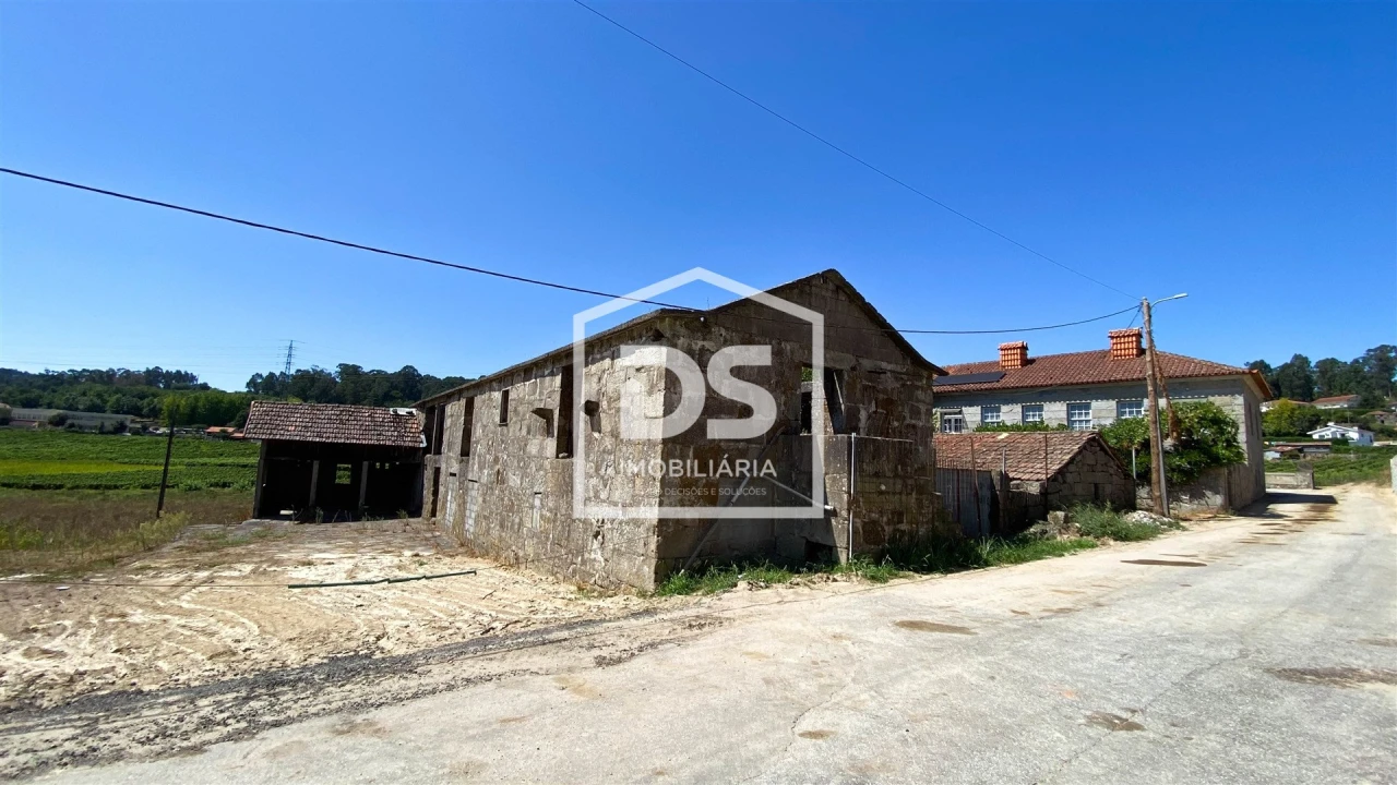 Quinta T2 para Venda em Airães Foto 17