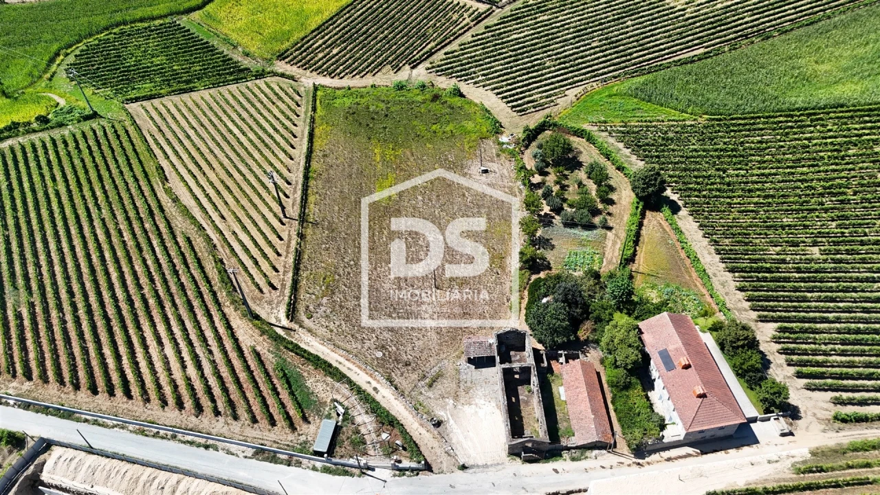 Quinta T2 para Venda em Airães Foto 4