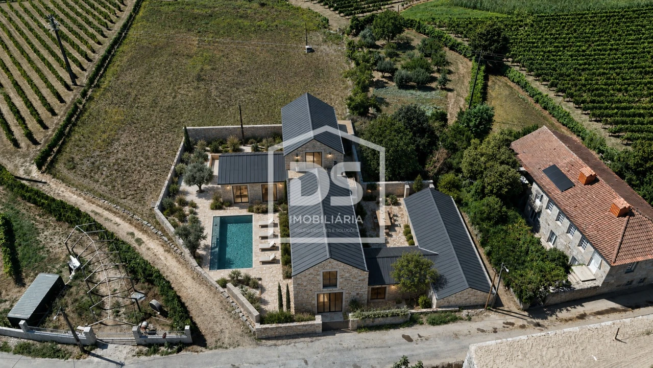 Quinta T2 para Venda em Airães Foto 2
