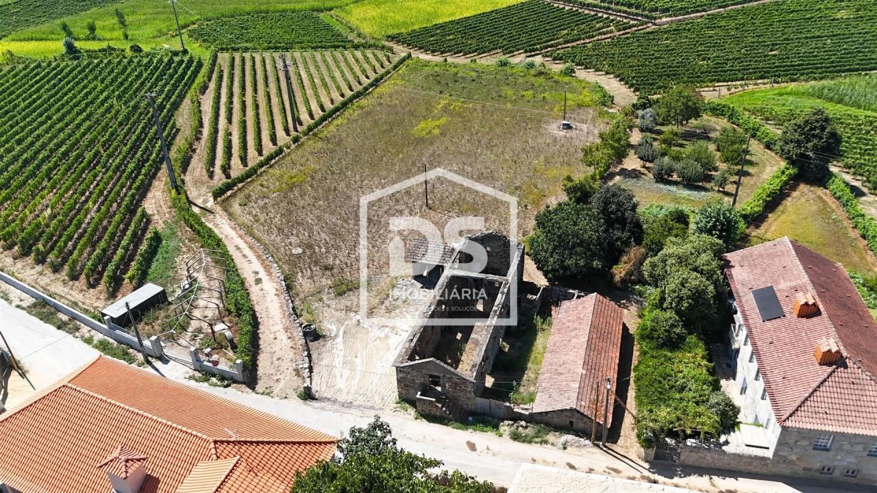 Quinta T2 para Venda em Airães Foto 11