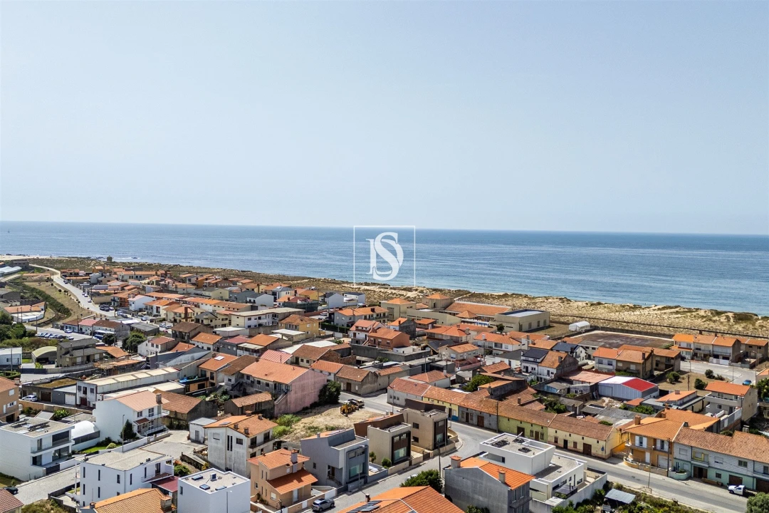 Moradia T3 para Venda em Aguçadoura e Navais Foto 2