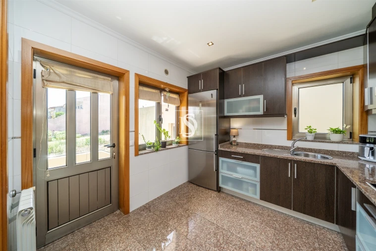 Moradia T3 para Venda em Aguçadoura e Navais Foto 17
