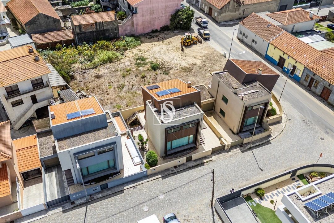 Moradia T3 para Venda em Aguçadoura e Navais Foto 4