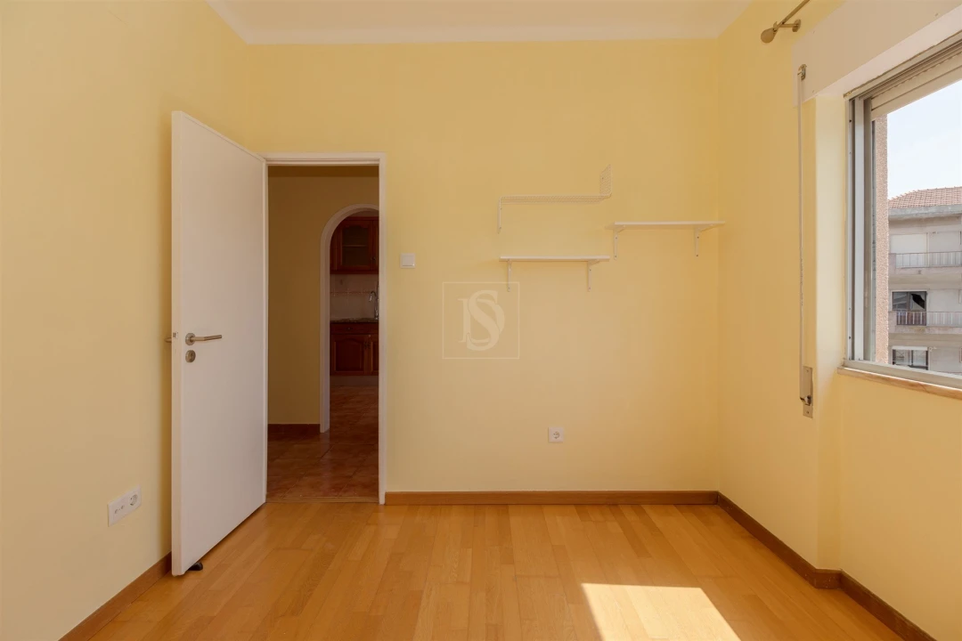Apartamento T2 para Arrendamento em Barreiro e Lavradio Foto 9