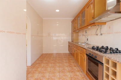Apartamento T2 para Arrendamento em Barreiro e Lavradio
