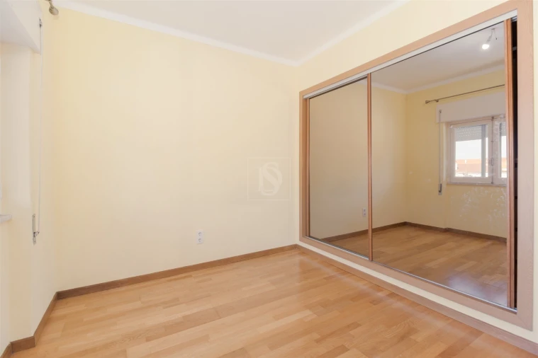 Apartamento T2 para Arrendamento em Barreiro e Lavradio Foto 8