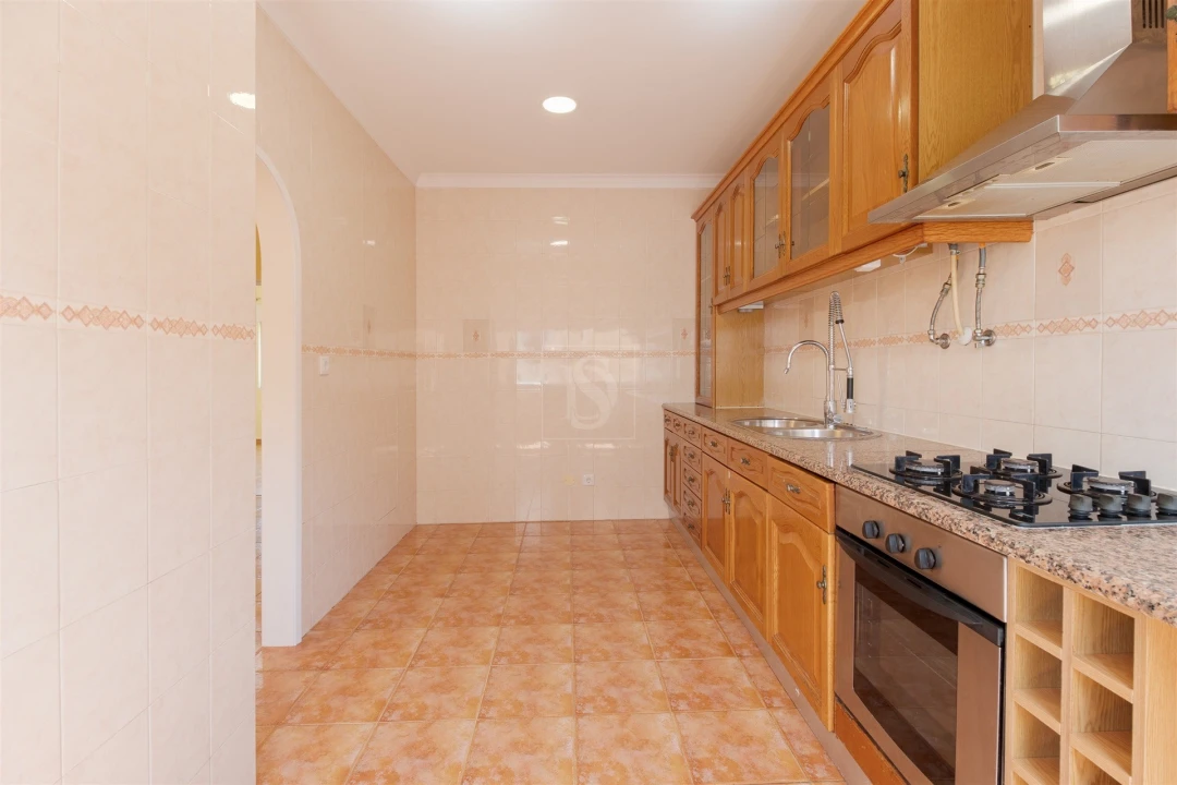 Apartamento T2 para Arrendamento em Barreiro e Lavradio Foto 13