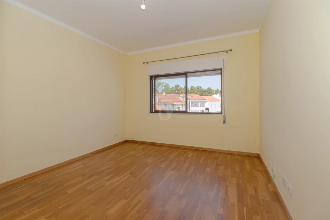 Apartamento T2 para Arrendamento em Barreiro e Lavradio Foto 11