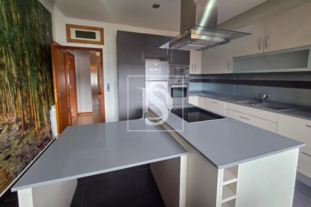 Apartamento T2 para Venda em Tondela e Nandufe Foto 6