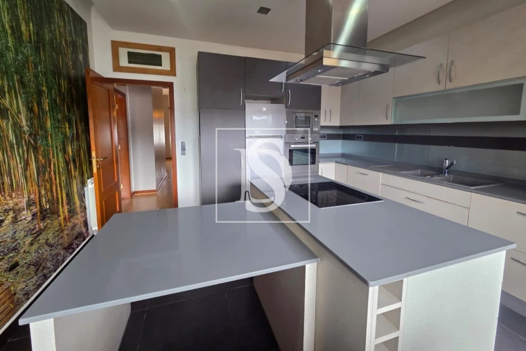 Apartamento T2 para Venda em Tondela e Nandufe Foto 6