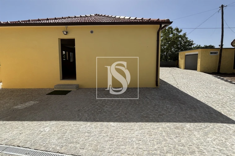 Moradia T2 para Venda em Marmeleira Foto 7
