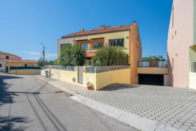 Moradia T4 para Venda em Serzedo e Perosinho