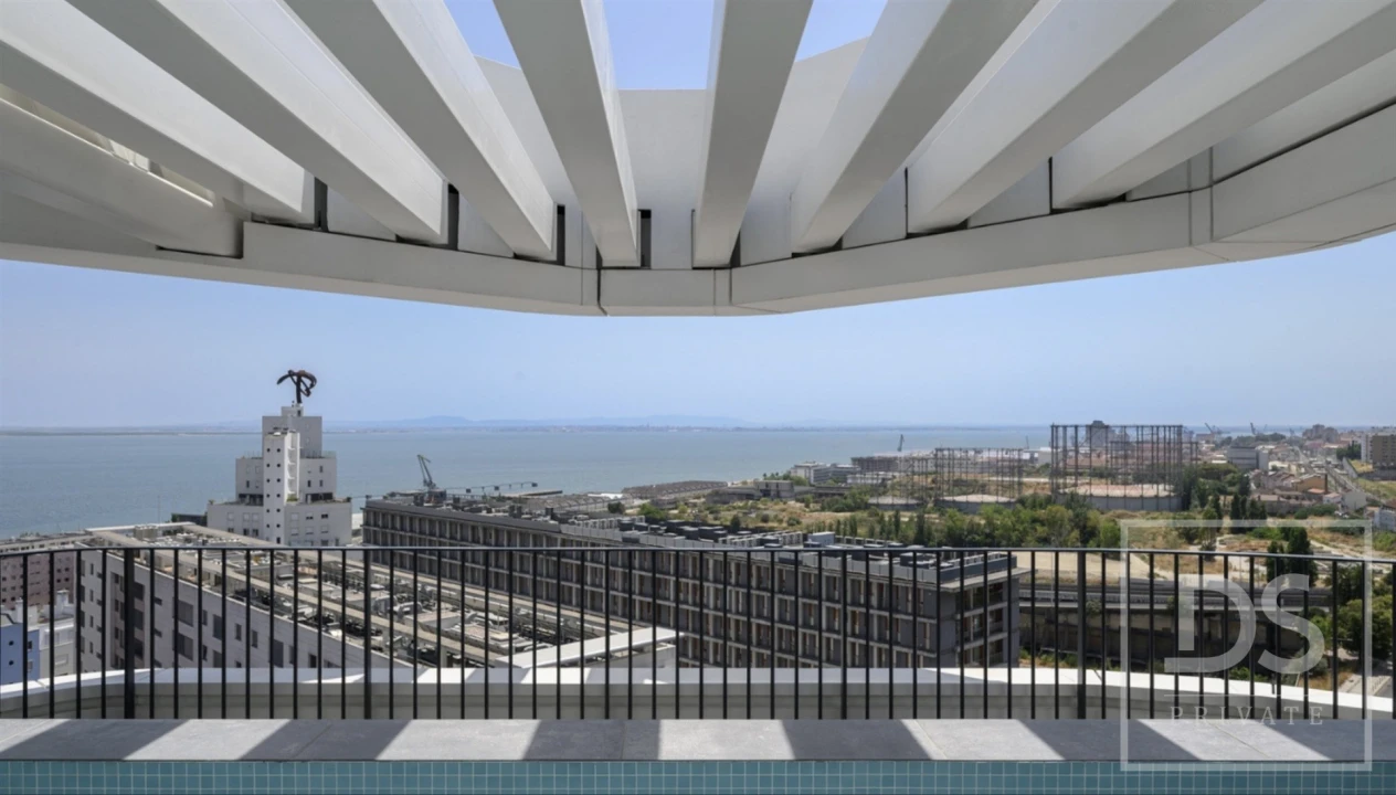 Apartamento T3 para Venda em Parque das Nações Foto 7