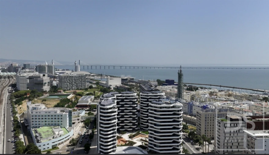 Apartamento T3 para Venda em Parque das Nações Foto 23