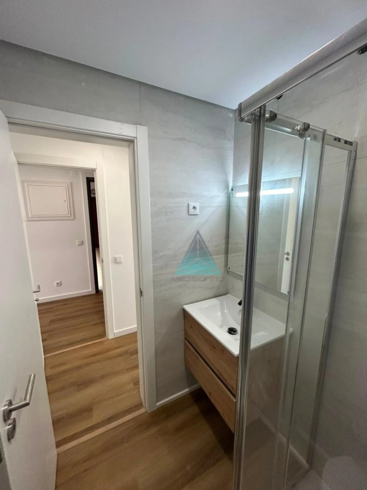 Apartamento T3 para Venda em Seixal, Arrentela e Aldeia de Paio Pires Foto 8