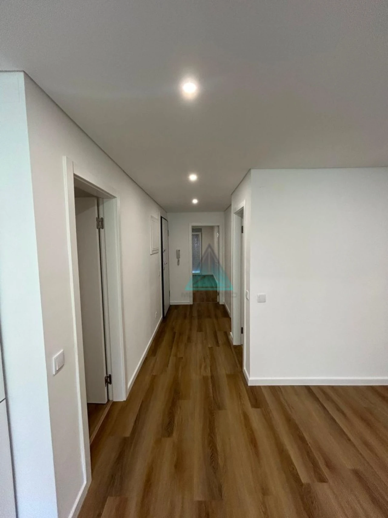 Apartamento T3 para Venda em Seixal, Arrentela e Aldeia de Paio Pires Foto 14