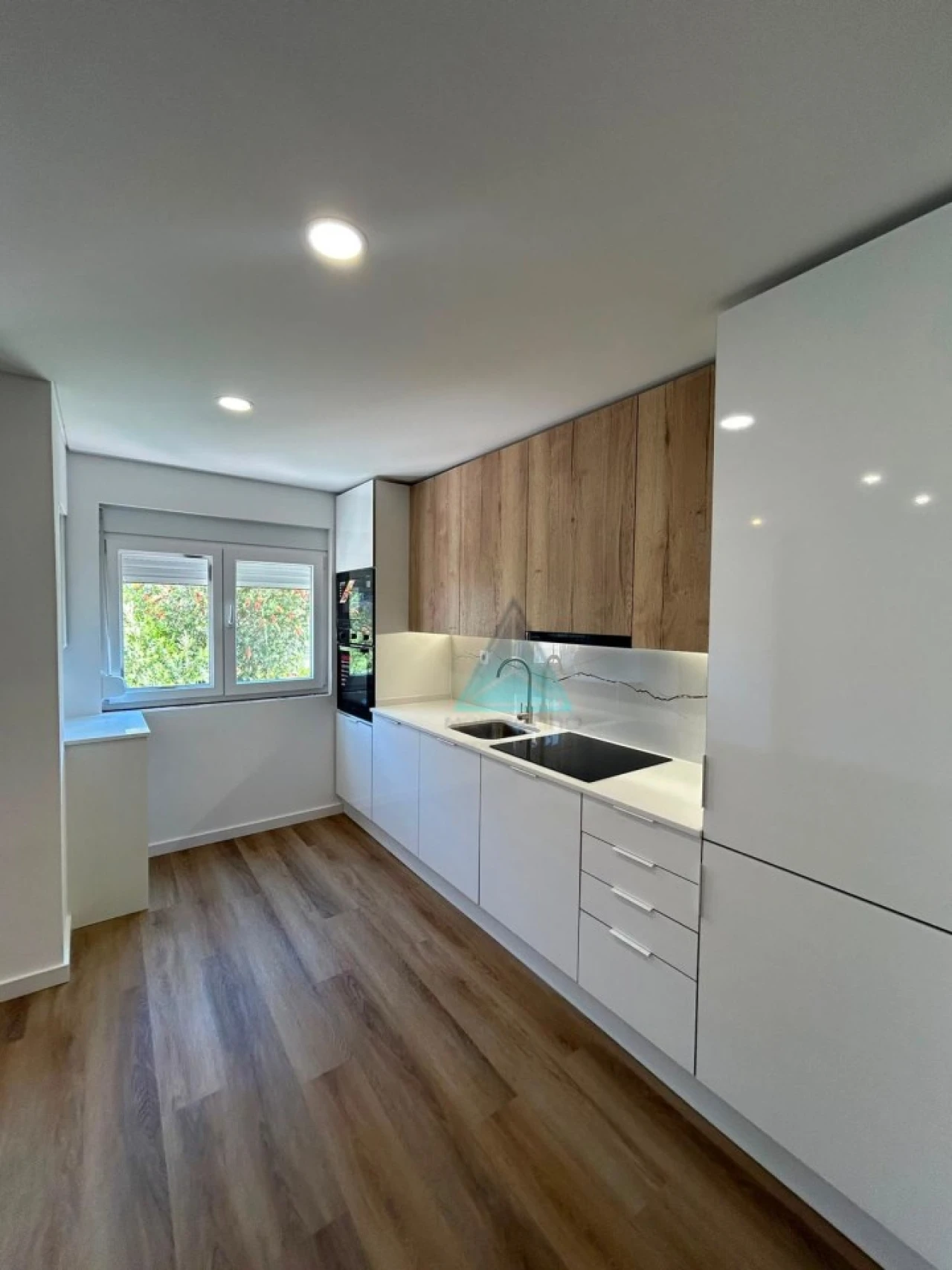 Apartamento T3 para Venda em Seixal, Arrentela e Aldeia de Paio Pires Foto 16