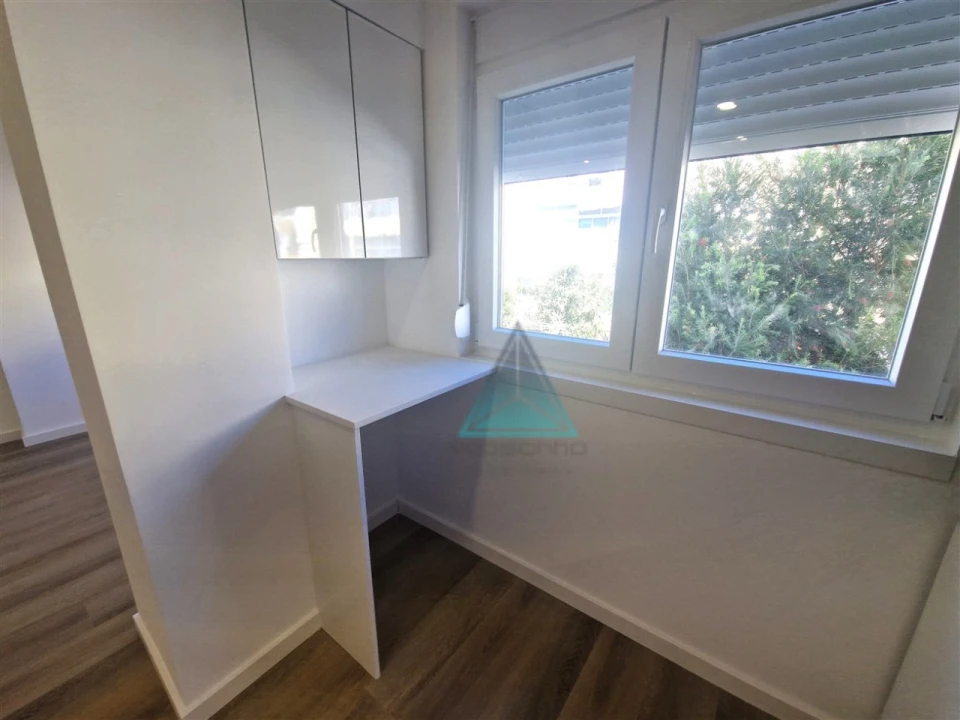 Apartamento T3 para Venda em Seixal, Arrentela e Aldeia de Paio Pires Foto 14
