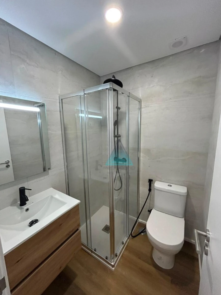 Apartamento T3 para Venda em Seixal, Arrentela e Aldeia de Paio Pires Foto 3