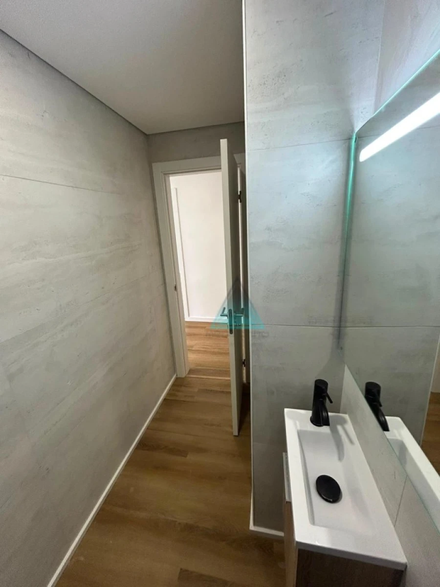 Apartamento T3 para Venda em Seixal, Arrentela e Aldeia de Paio Pires Foto 12