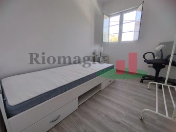 Quarto para Arrendamento em Rio Maior