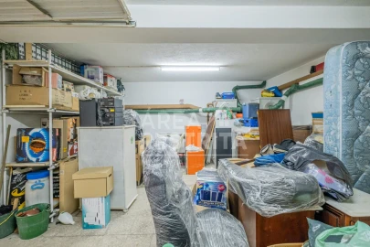 Armazém para Venda em Laranjeiro e Feijó