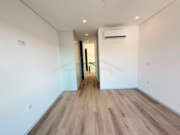 Moradia T3 para Venda em Gondifelos, Cavalões e Outiz