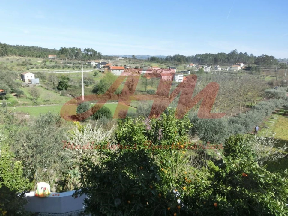 Terreno para Venda em Ramada e Caneças Foto 1