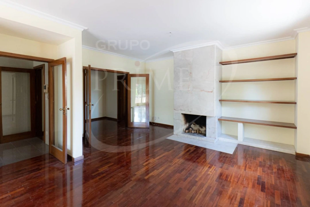 Apartamento T3 para Arrendamento em Lordelo do Ouro e Massarelos Foto 6