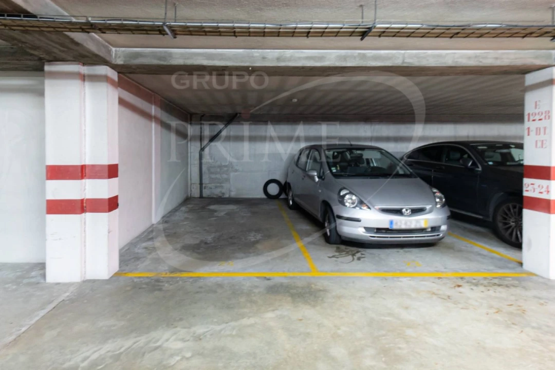 Apartamento T3 para Arrendamento em Lordelo do Ouro e Massarelos Foto 33