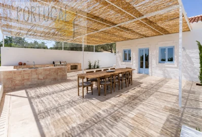 Moradia T3 para Venda em Santa Barbara de Nexe