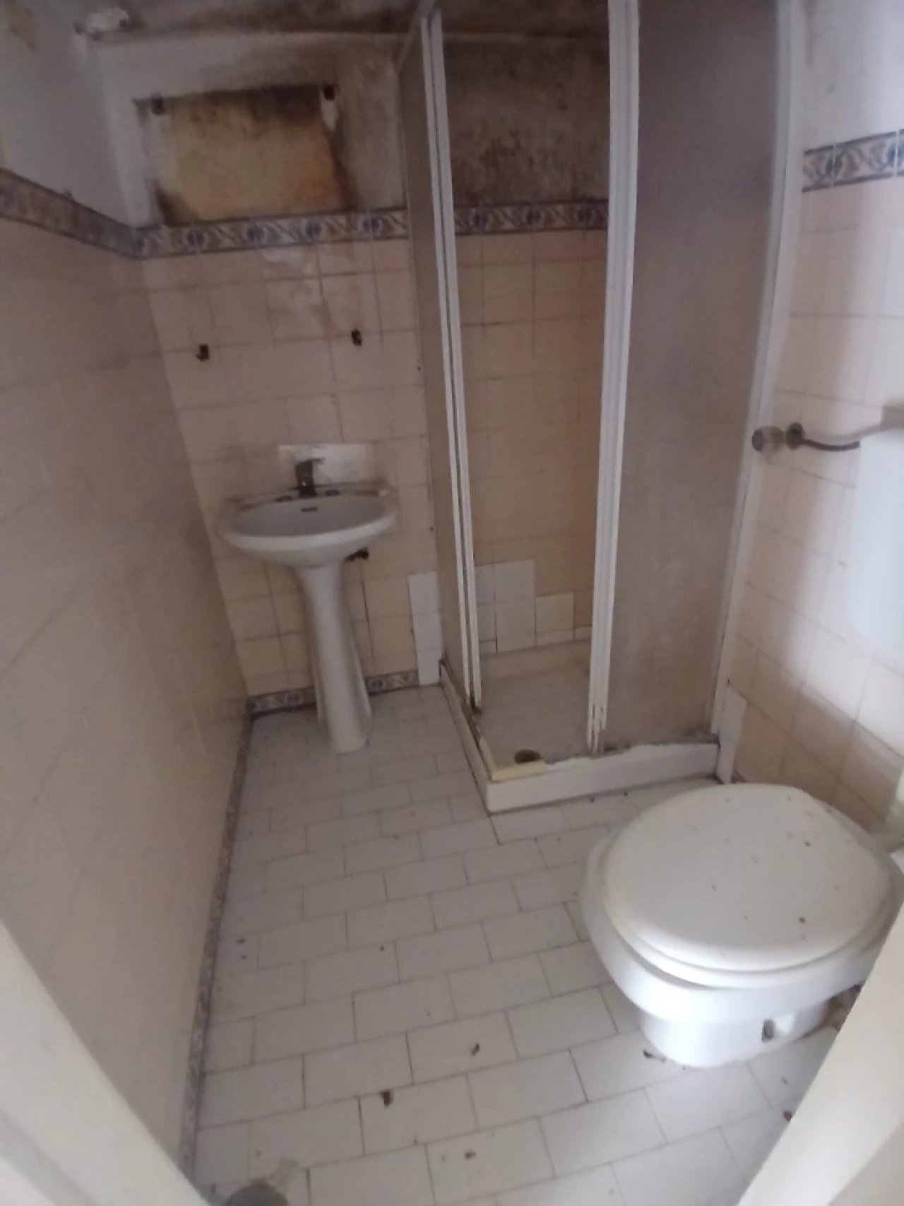 Moradia T1 para Venda em Algés, Linda-A-Velha e Cruz Quebrada-Dafundo Foto 73