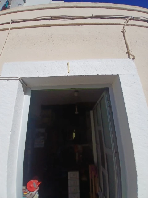 Moradia T1 para Venda em Algés, Linda-A-Velha e Cruz Quebrada-Dafundo