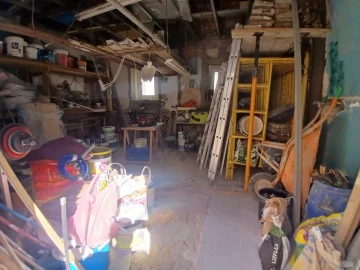 Moradia T1 para Venda em Algés, Linda-A-Velha e Cruz Quebrada-Dafundo