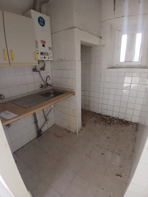 Moradia T1 para Venda em Algés, Linda-A-Velha e Cruz Quebrada-Dafundo
