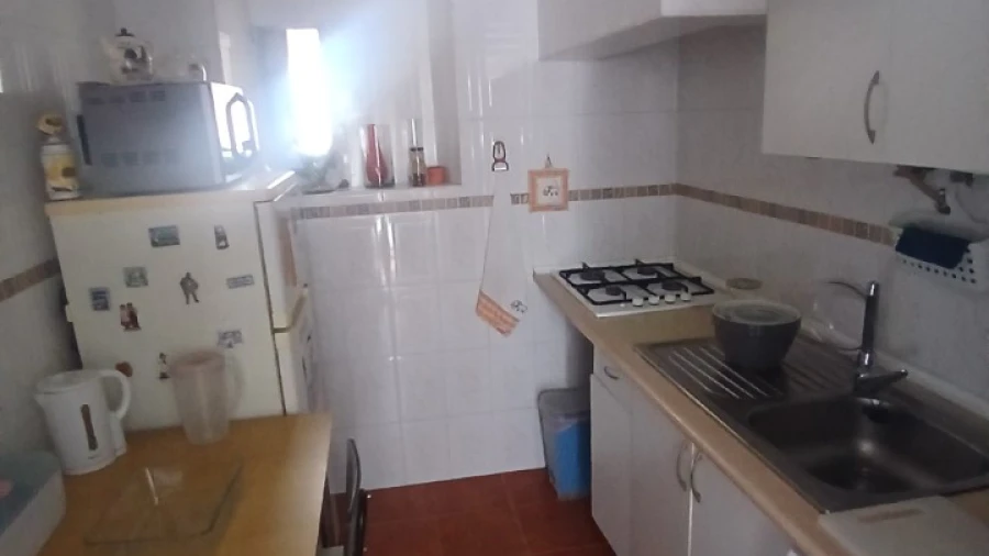 Moradia T1 para Venda em Algés, Linda-A-Velha e Cruz Quebrada-Dafundo