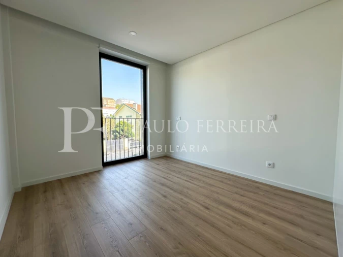Apartamento T2 para Arrendamento em São Mamede de Infesta e Senhora da Hora Foto 9