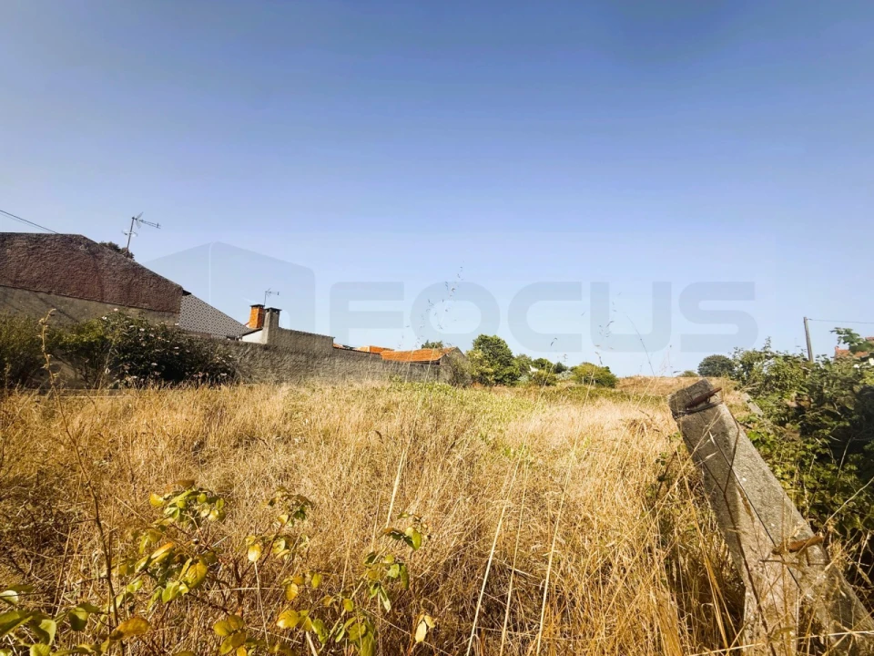 Terreno para Venda em Eixo e Eirol Foto 7